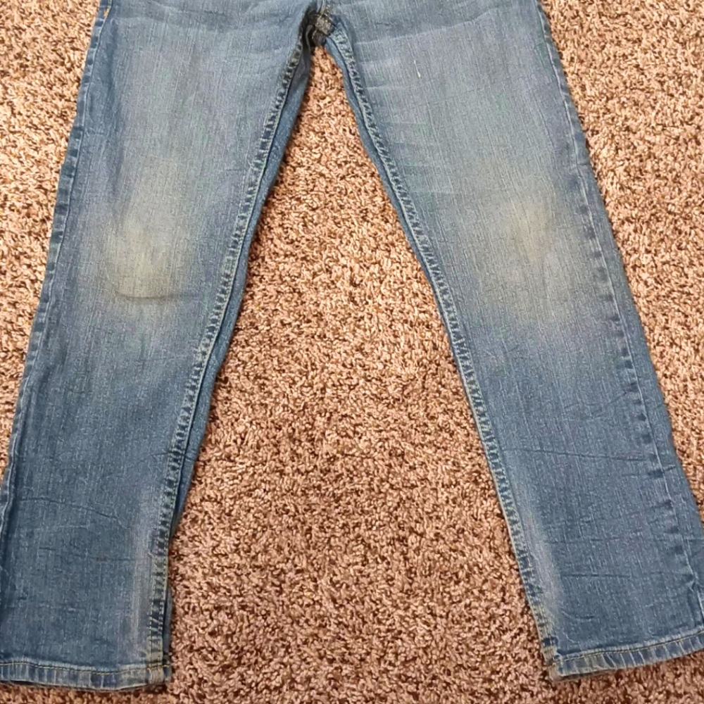 Levi's jeans size 8 for boys, with adjustable springs on the sides